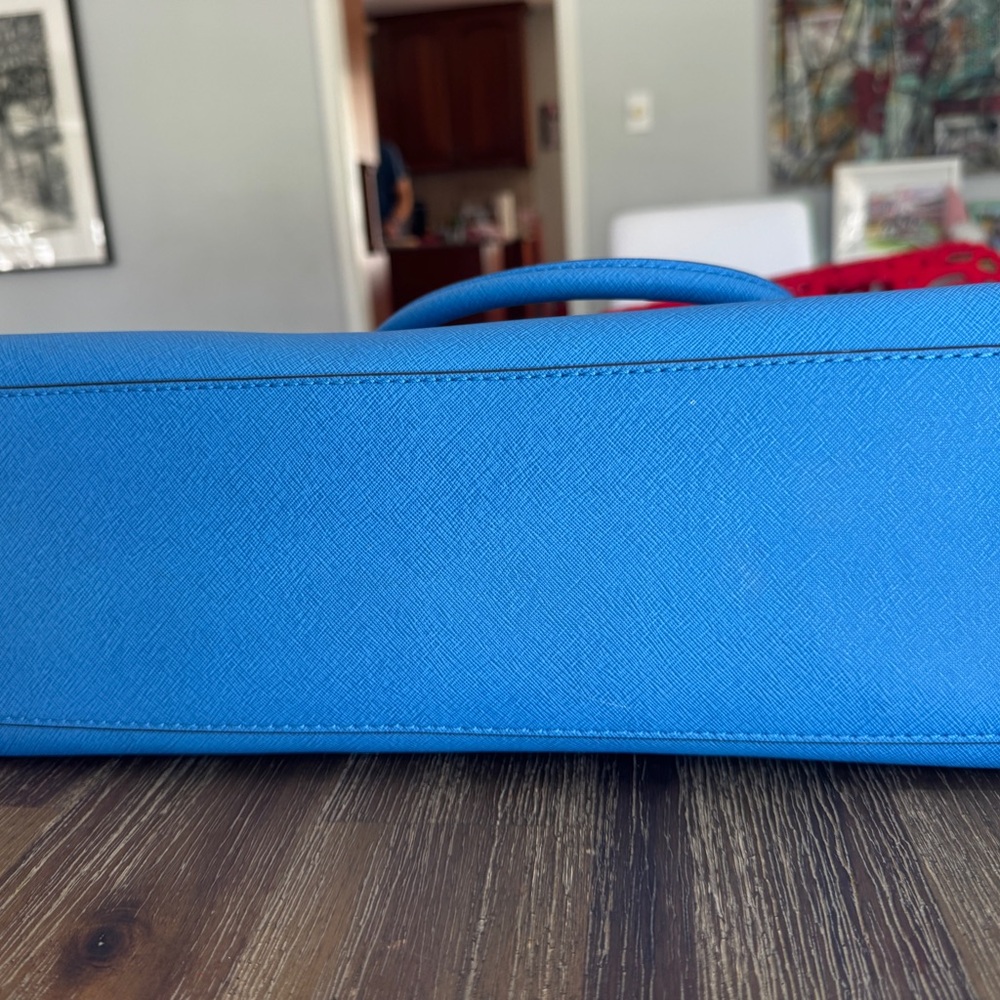 Michael Kors Hamilton Large Blue Saffiano Leather Tote Bag - Picture 7 of 7